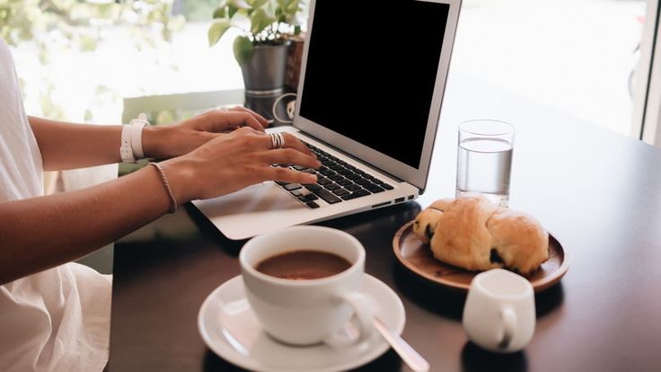 Digital Nomad Morning Routine: 5 Ritual Pagi yang Bikin Hidup Lebih Produktif & Bahagia!